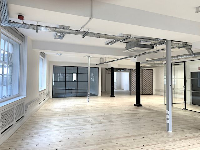 Office to let in City Road, London EC1V, £84,960 pa