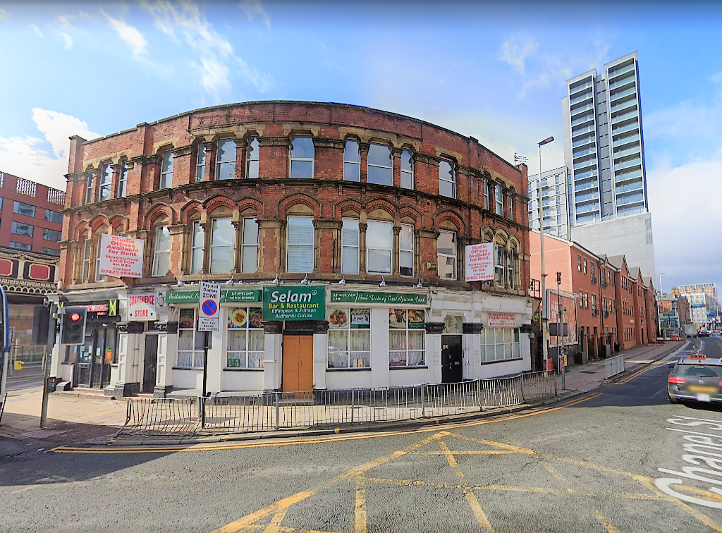 Office to let in Chapel St, Salford M3, £4,000 pa