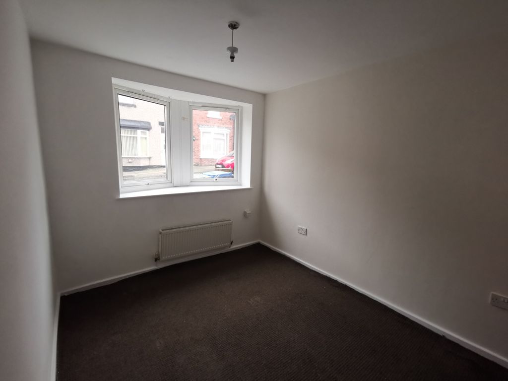 2 bed terraced house to rent in Dunning Road, Ferryhill DL17, £350 pcm