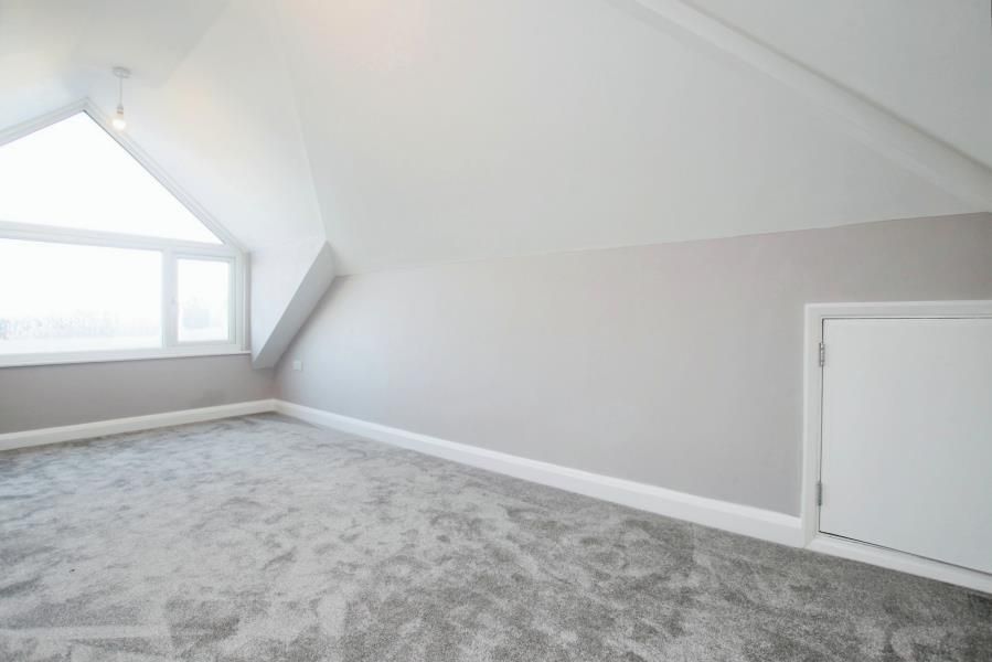 3 bed flat to rent in Stanley Avenue, Bishopston, Bristol BS7, £1,600 pcm
