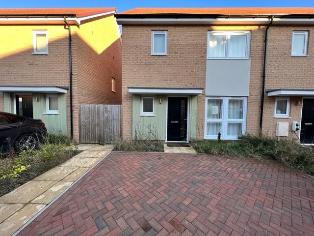 3 bed property to rent in Anderson Drive, Peterborough PE3, £1,400 pcm