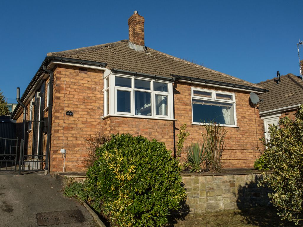 2 bed detached bungalow to rent in Oakhill Road, Dronfield S18, £995 pcm