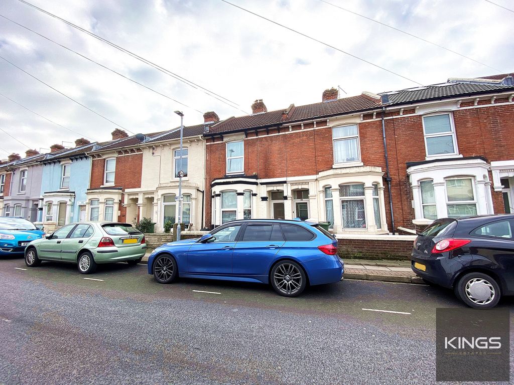 4 bed terraced house to rent in Fawcett Road, Southsea PO4, £1,750 pcm