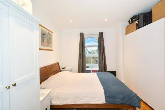 2 bed flat to rent in Grange Road, London SE1, £2,400 pcm