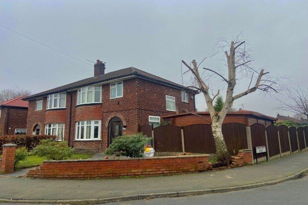 3 bed property to rent in Lorraine Road, Altrincham WA15, £1,750 pcm