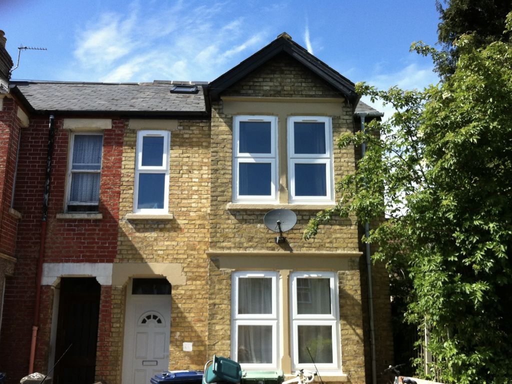 6 bed end terrace house to rent in Charles Street, Oxford, Oxfordshire OX4, £3,400 pcm