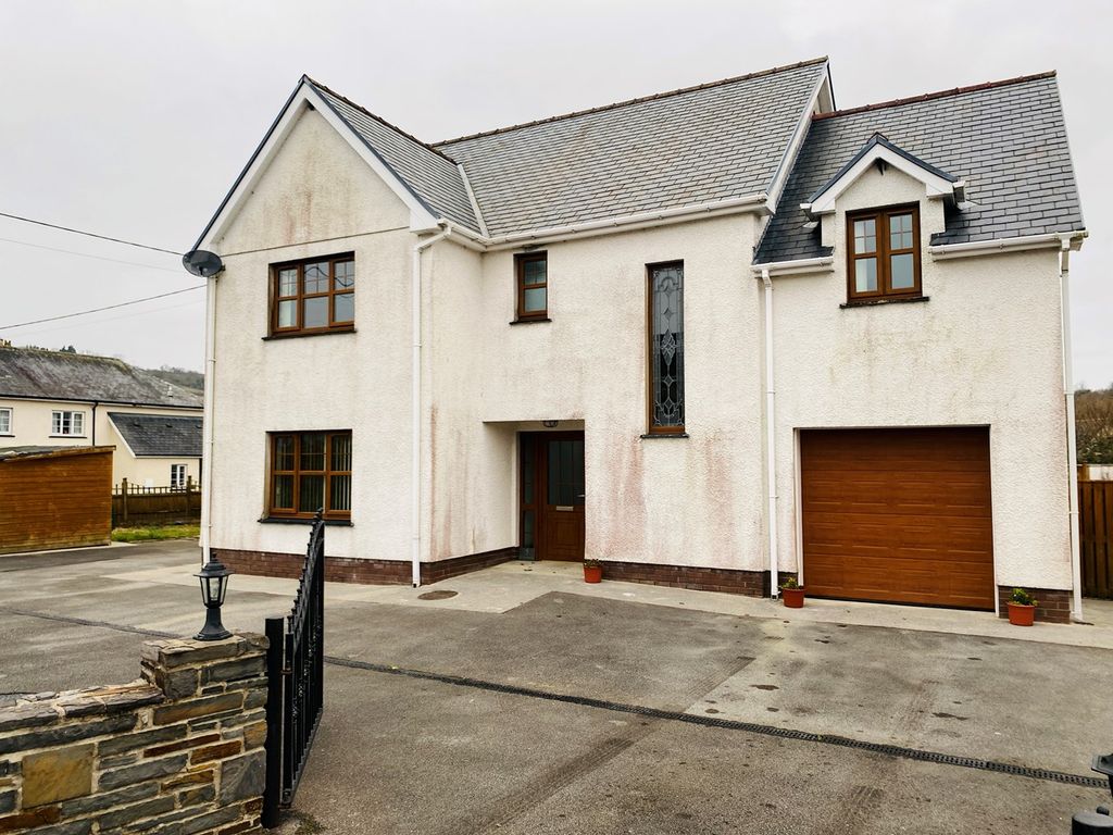 4 bed detached house for sale in 5 Bro Annedd, Pencader SA39, £349,000