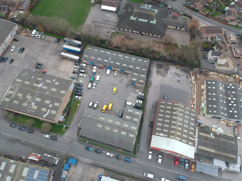 Industrial to let in Units 1 - 9 Carey Development, Tweed Rd, Clevedon 6Rr, Clevedon BS21, £15,000 pa