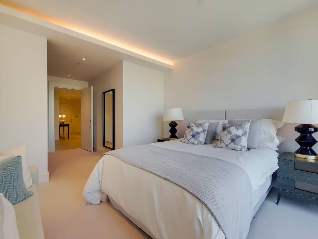 New home, 3 bed flat for sale in Chelsea Island, Chelsea Harbour, London SW10, £4,995,000