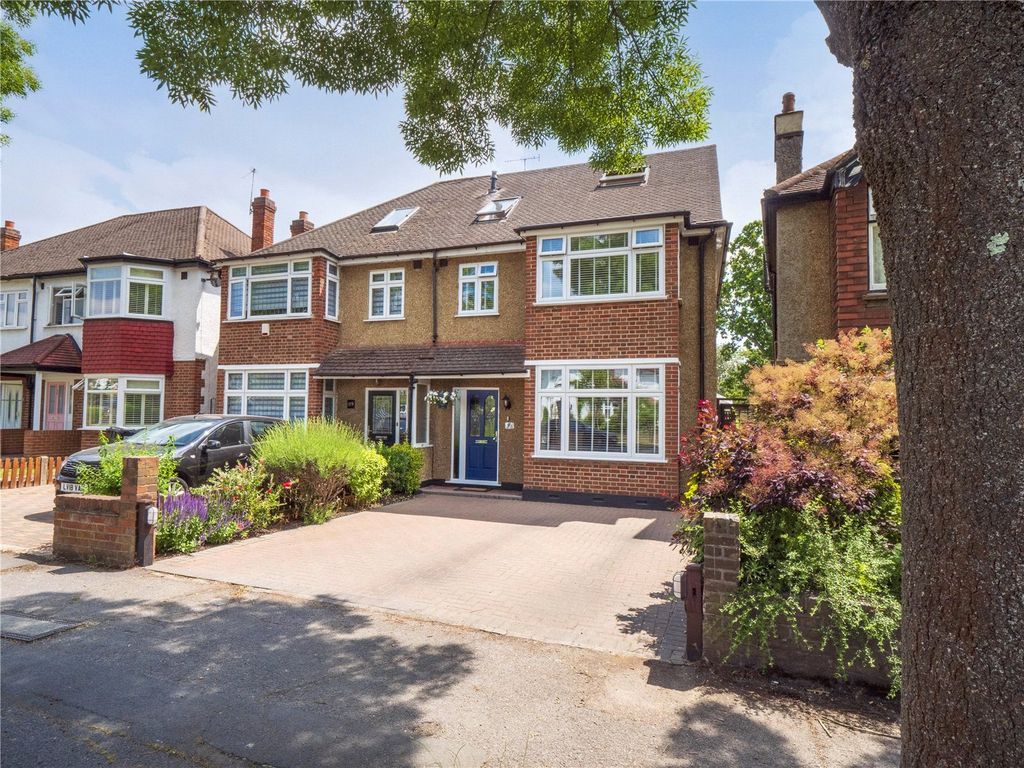 4 bed semi-detached house for sale in Pollards Hill South, Pollards Hill SW16, £725,000
