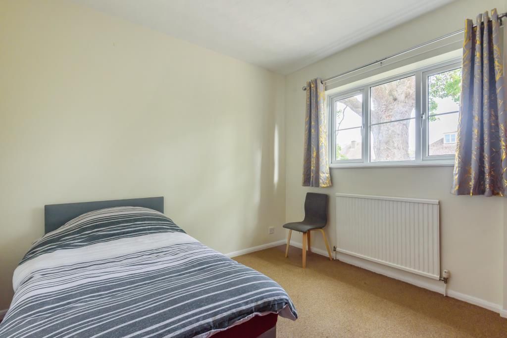 2 bed flat for sale in Mere Road, Upper Wolvecote, North Oxford OX2, £375,000