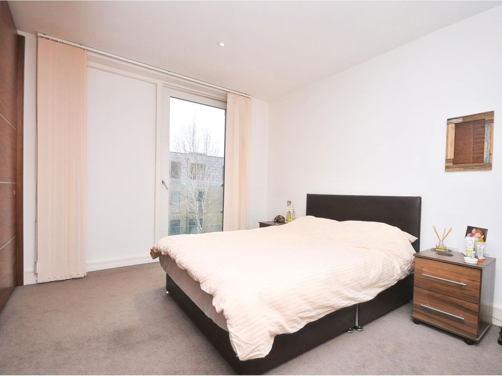 1 bed flat for sale in 42 Tizzard Grove, Blackheath SE3, £375,000