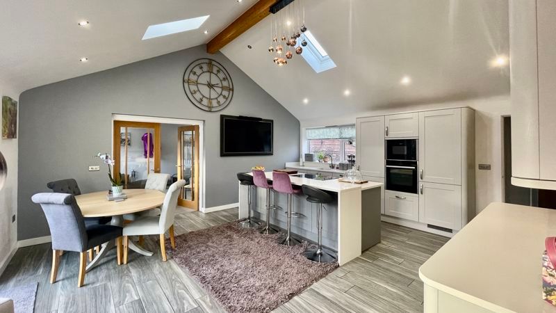 4 bed detached bungalow for sale in Robertson Close, Waddington, Lincoln LN5, £400,000