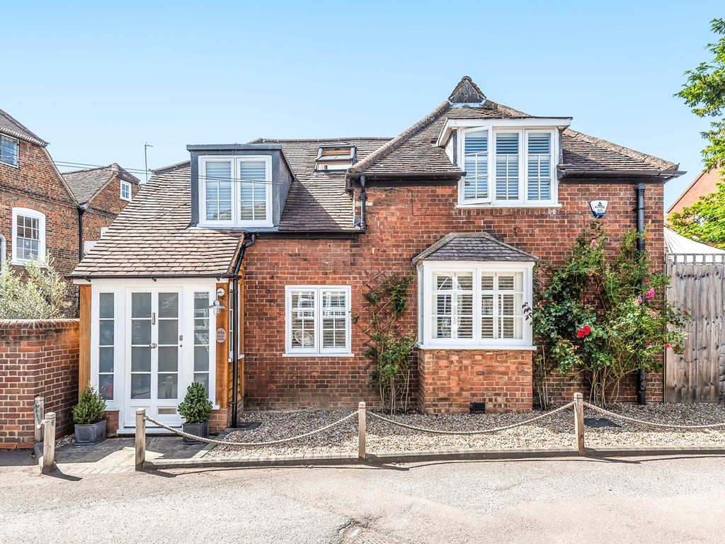 3 bed detached house for sale in Tilehouse Street, Hitchin SG5, £800,000