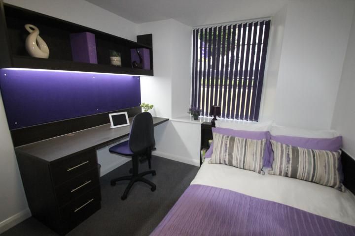 Studio to rent in North Road East, Plymouth PL4, £728 pcm