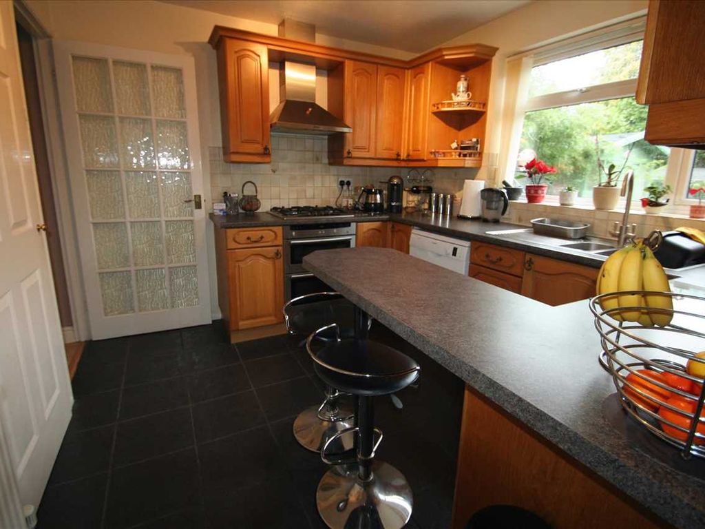 3 bed detached house to rent in Begonia Close, Basingstoke RG22, £1,795 pcm