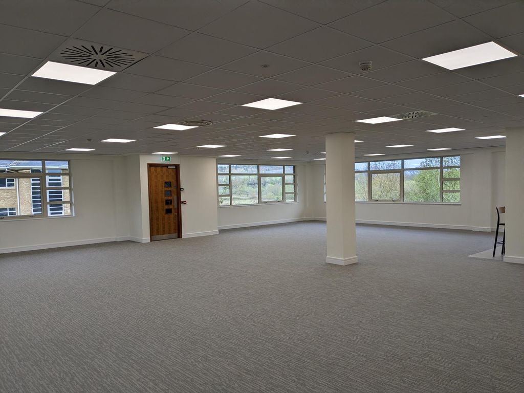 Office to let in Bramley House, The Guildway, Guildford GU3, £62,825 pa