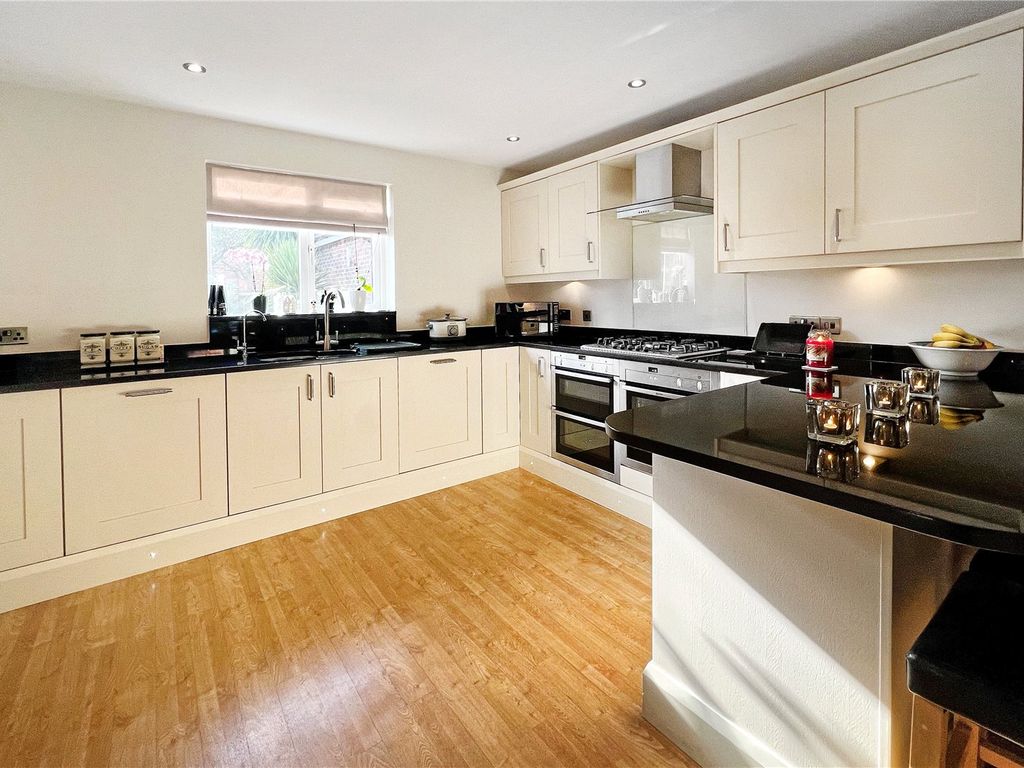 4 bed detached house for sale in Windmill Close, Bramley Green, Angmering BN16, £575,000