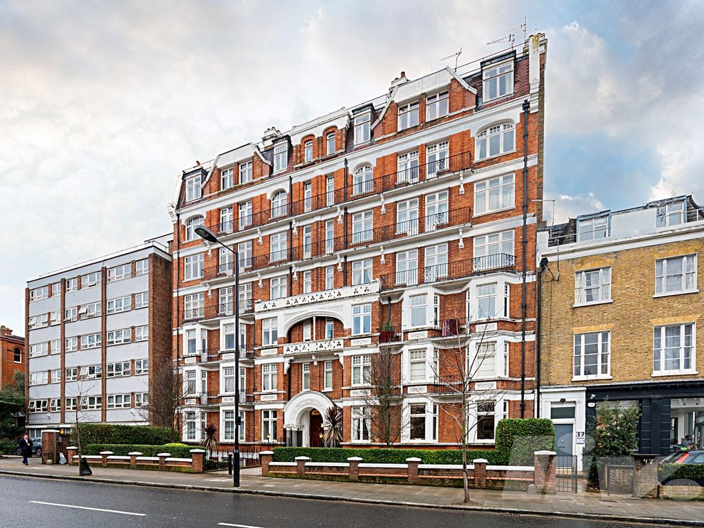 3 bed flat to rent in Abbey Court, Abbey Road, St Johns Wood NW8, £5,633 pcm