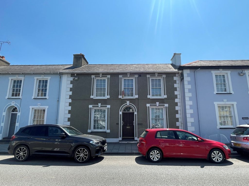 5 bed town house for sale in 28 North Road, Aberaeron SA46, £449,000