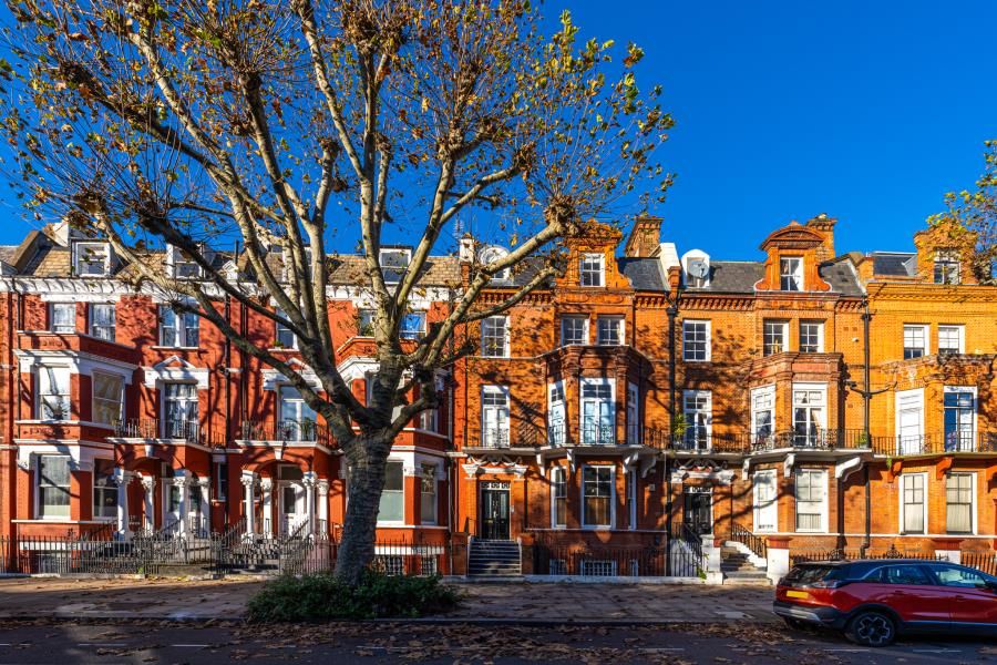 3 bed flat for sale in Sutherland Avenue, London W9, £1,000,000
