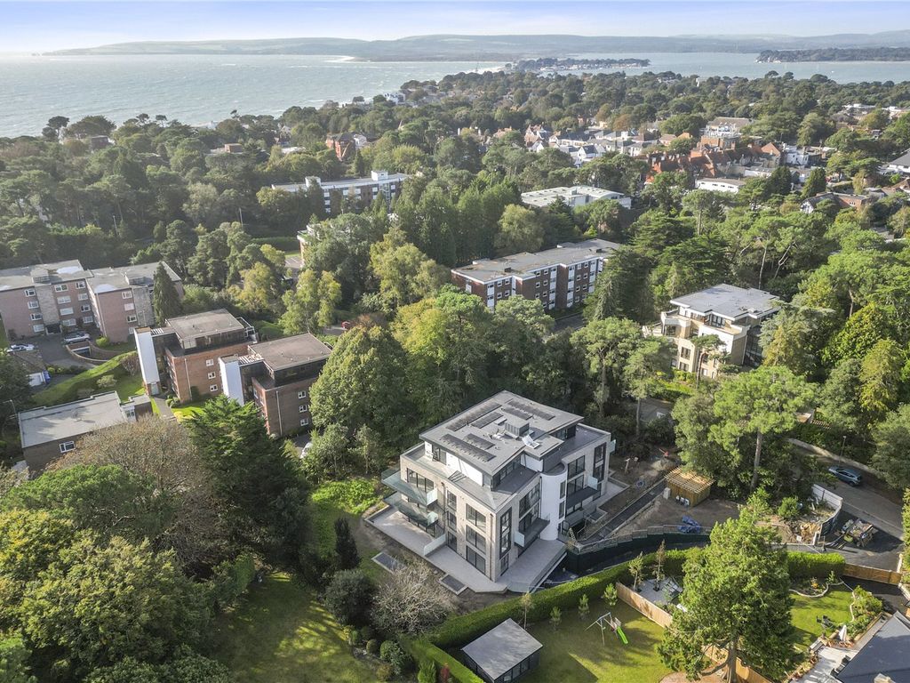 New home, 2 bed flat for sale in Martello Road South, Canford Cliffs, Poole, Dorset BH13, £725,000