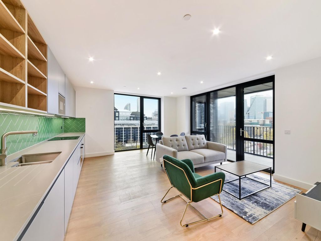 New home, 2 bed flat for sale in Tellicherry Court, Oxbow, Aberfeldy New Village, London E14, £610,000