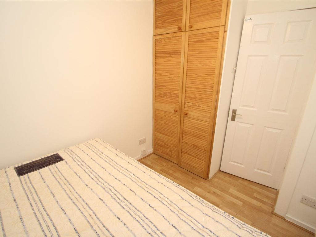 1 bed flat to rent in Marlowes, Hemel Hempstead HP1, £850 pcm