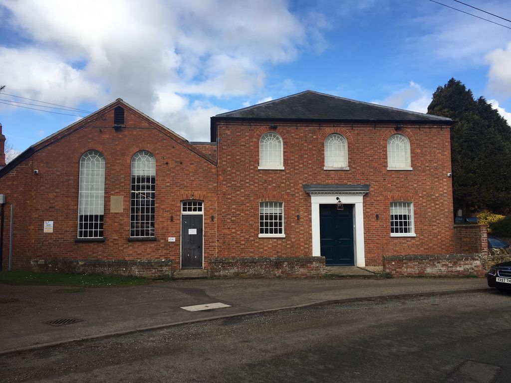 Office to let in Chapel Studio, Baptist Chapel, Chapel View, Northampton NN7, £40,000 pa