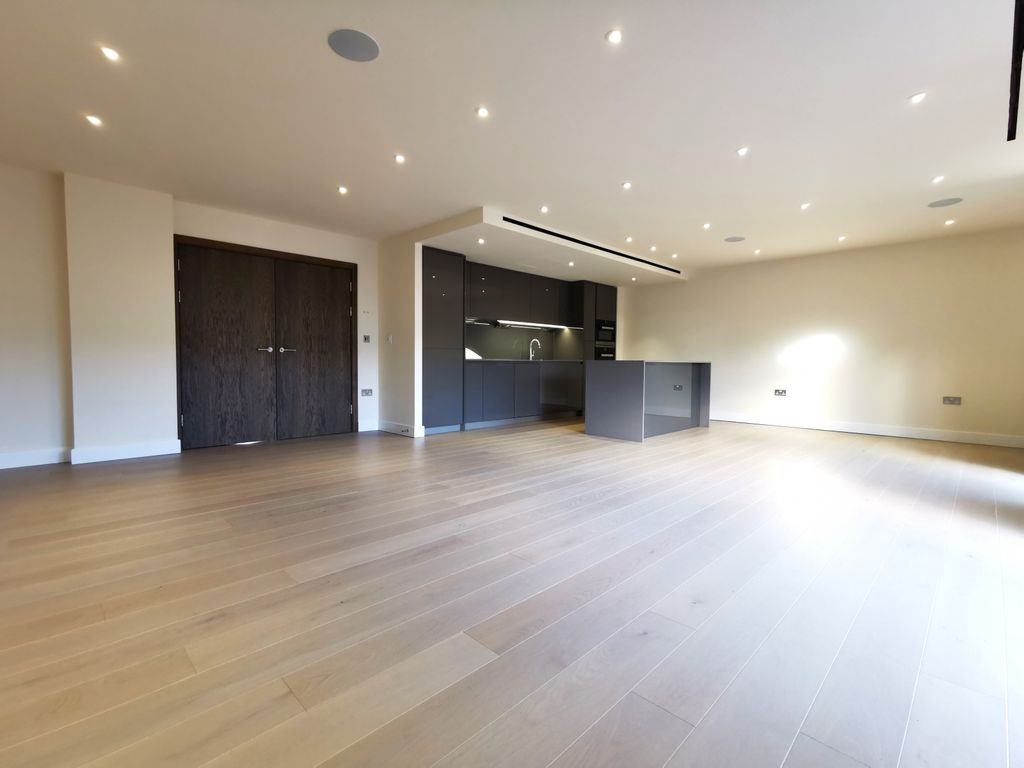 New home, 3 bed flat for sale in Carleton House, Boulevard Drive, Colindale NW9, £1,000,000