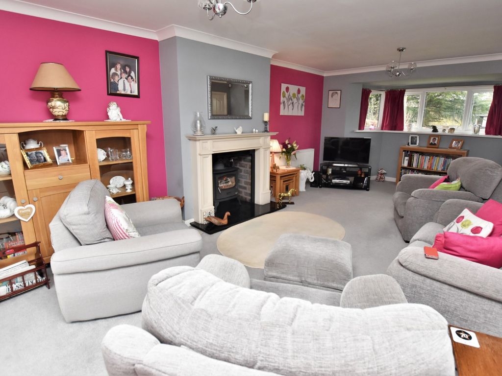 4 bed detached house for sale in Fox Hollow, Loggerheads, Market Drayton TF9, £370,000