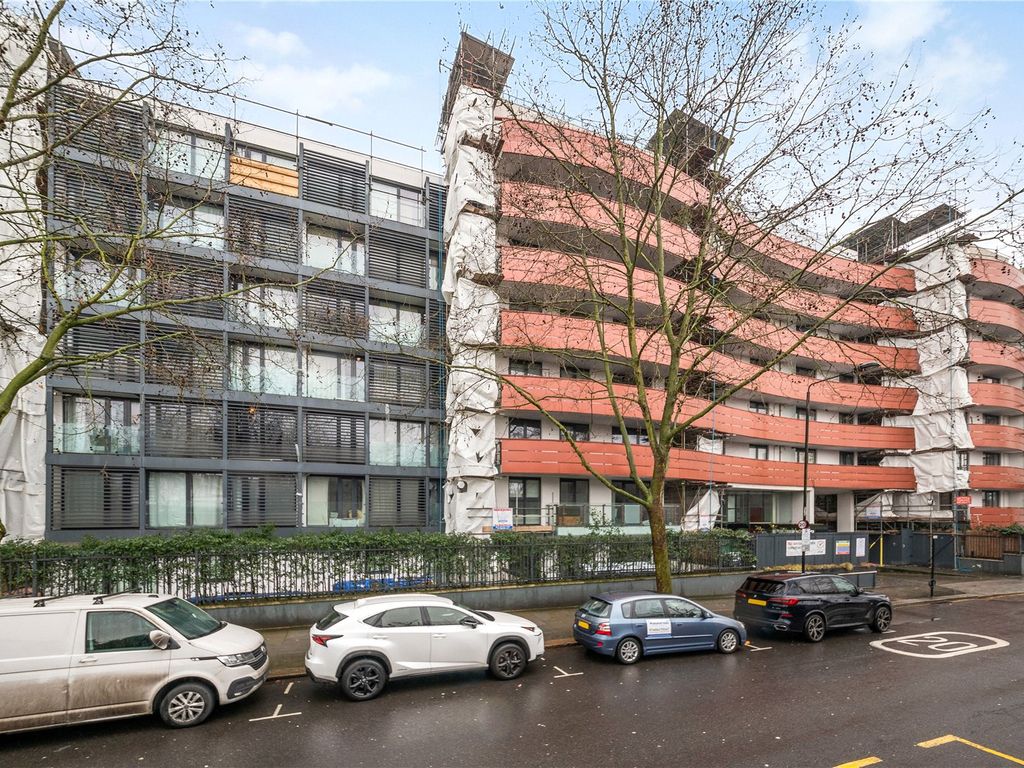 2 bed flat for sale in 130 Barlby Road, London W10, £950,000