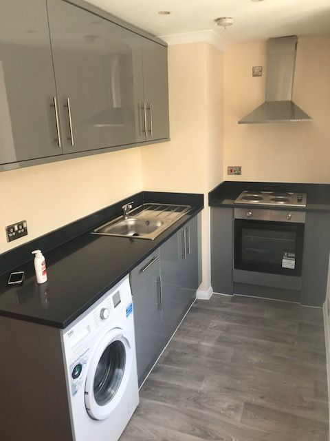 1 bed flat to rent in Haddo Street, London SE10, £1,300 pcm