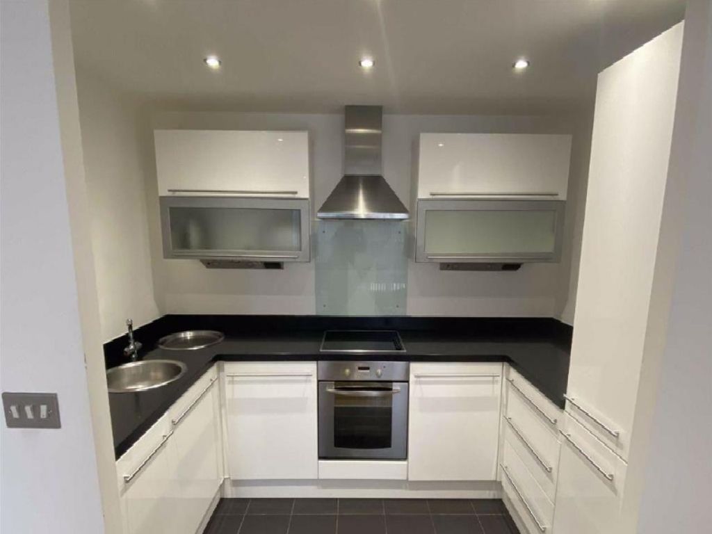 1 bed flat for sale in Hill Quays, Jordan Street, Manchester, Greater Manchester M15, £185,000