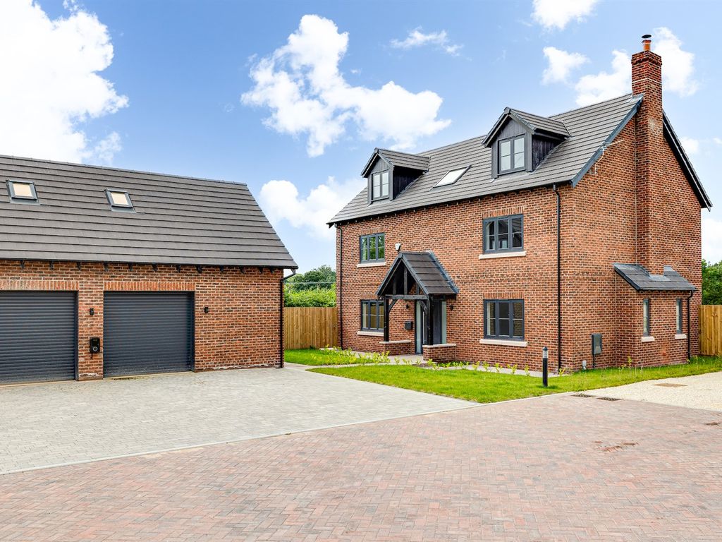 New home, 6 bed detached house for sale in Inglewood Farm, Walleys Green, Minshull Vernon, Middlewich CW10, £735,000