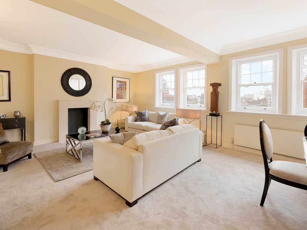 3 bed flat for sale in Draycott Place, Chelsea, London SW3, £2,000,000