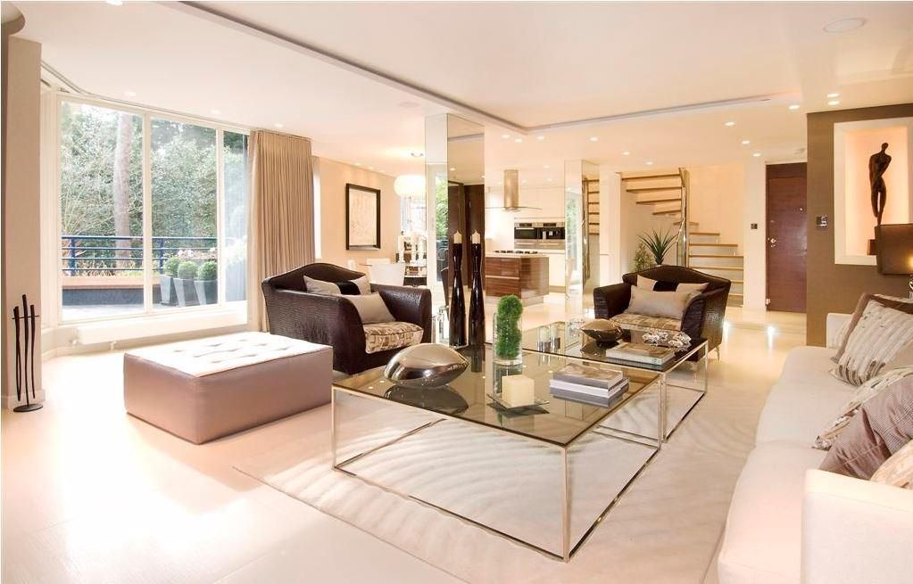 3 bed flat for sale in Hampstead, London NW3, £1,900,000