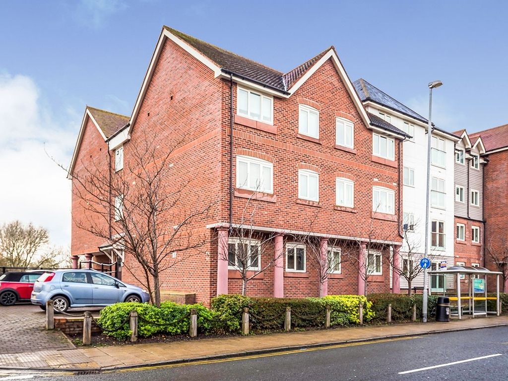 1 bed flat for sale in New Crane Street, Chester CH1, £60,000