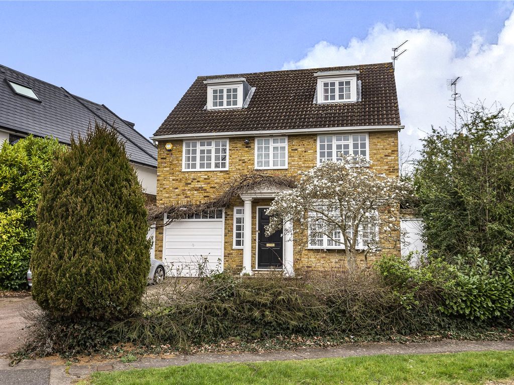 5 bed detached house for sale in Greenbrook Avenue, Hadley Wood, Hertfordshire EN4, £1,495,000