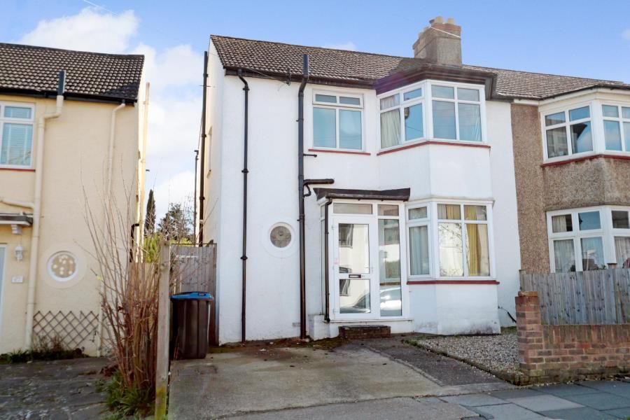 3 bed semi-detached house to rent in Burney Avenue, Surbiton KT5, £2,000 pcm