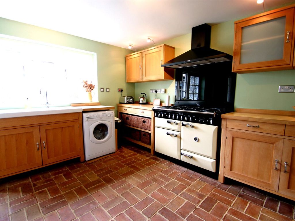 2 bed end terrace house to rent in Church Street, Eye, Suffolk IP23, £2,167 pcm