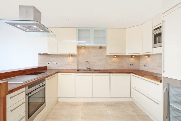 2 bed flat to rent in Regents Park Road, Primrose Hill NW1, £3,601 pcm