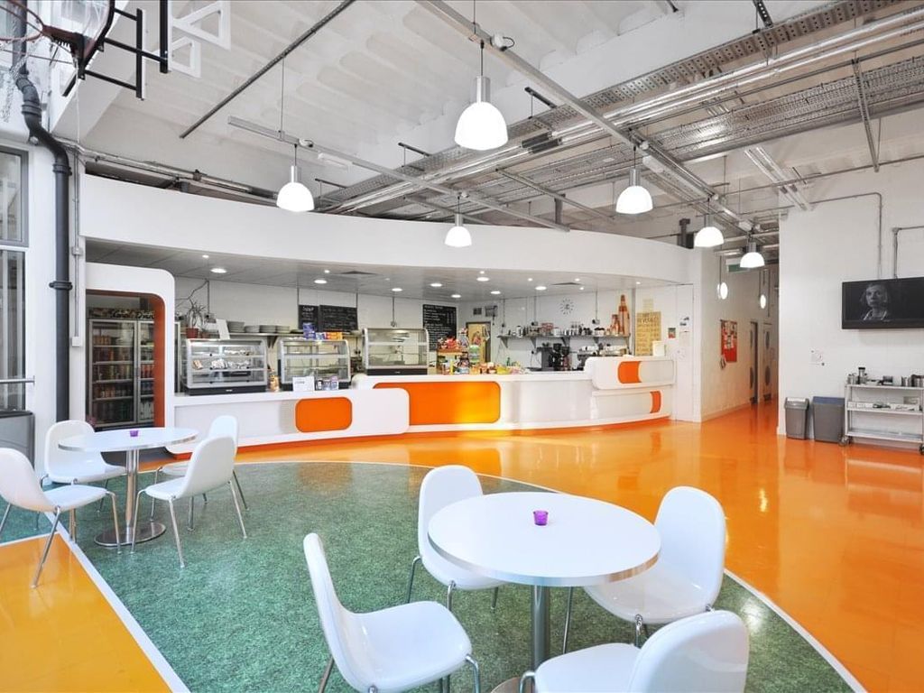 Serviced office to let in London, England, United Kingdom W4, £3,000 pa