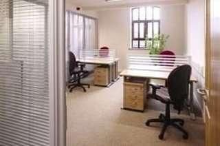 Serviced office to let in East Tyndall Street, Cardiff CF24, £1,836 pa