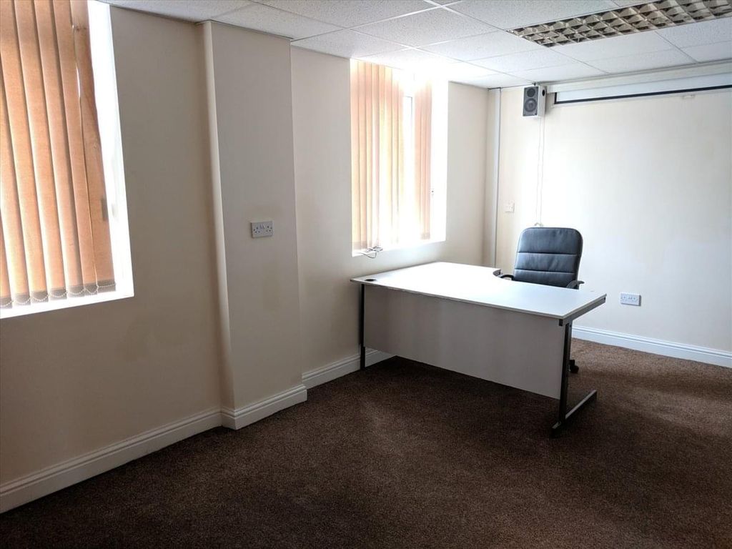 Serviced office to let in Summer Lane, Mclintocks Business Centre, Barnsley, Barnsley S70, £1,200 pa