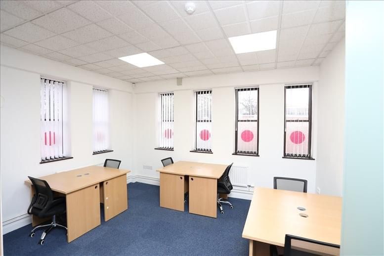 Serviced office to let in Seventh Avenue, Valley House, Kingsway South, Team Valley Trading Estate, Gateshead NE11, £1,200 pa
