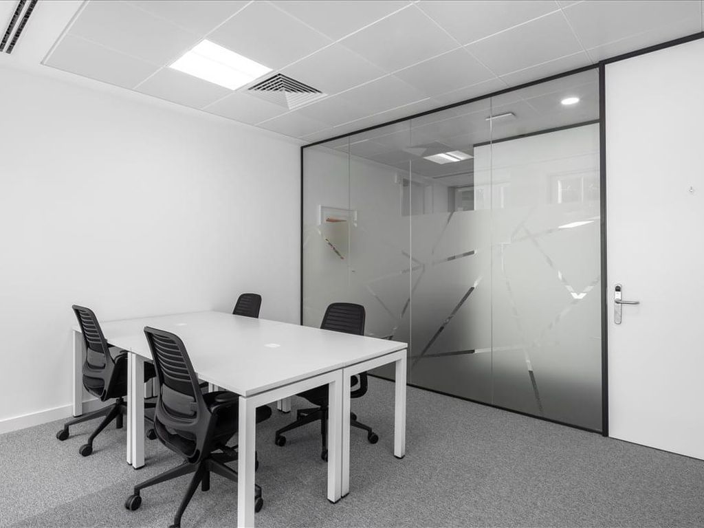 Serviced office to let in 15 St Helen's Place, London EC3A, £5,268 pa