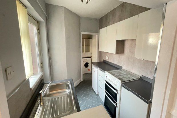 2 bed flat to rent in Ravenburn Gardens, Newcastle Upon Tyne NE15, £650 pcm