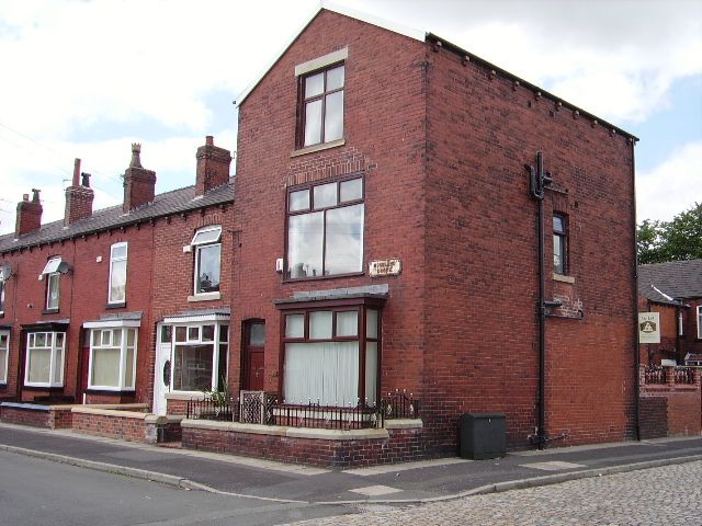 3 bed end terrace house to rent in Moorland Grove, Smithills, Bolton, Greater Manchester, . BL1, £950 pcm