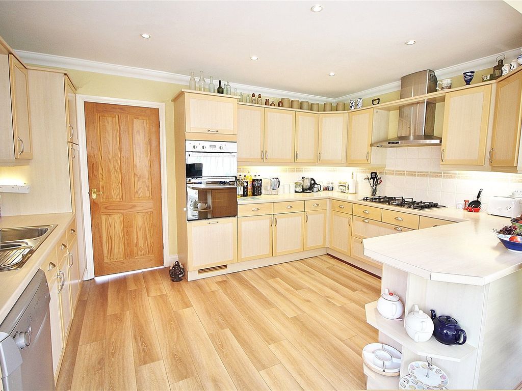 3 bed bungalow for sale in Lime Road, Findon, Worthing BN14, £600,000